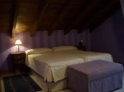 Restaurante Prada A Tope בית הארחה